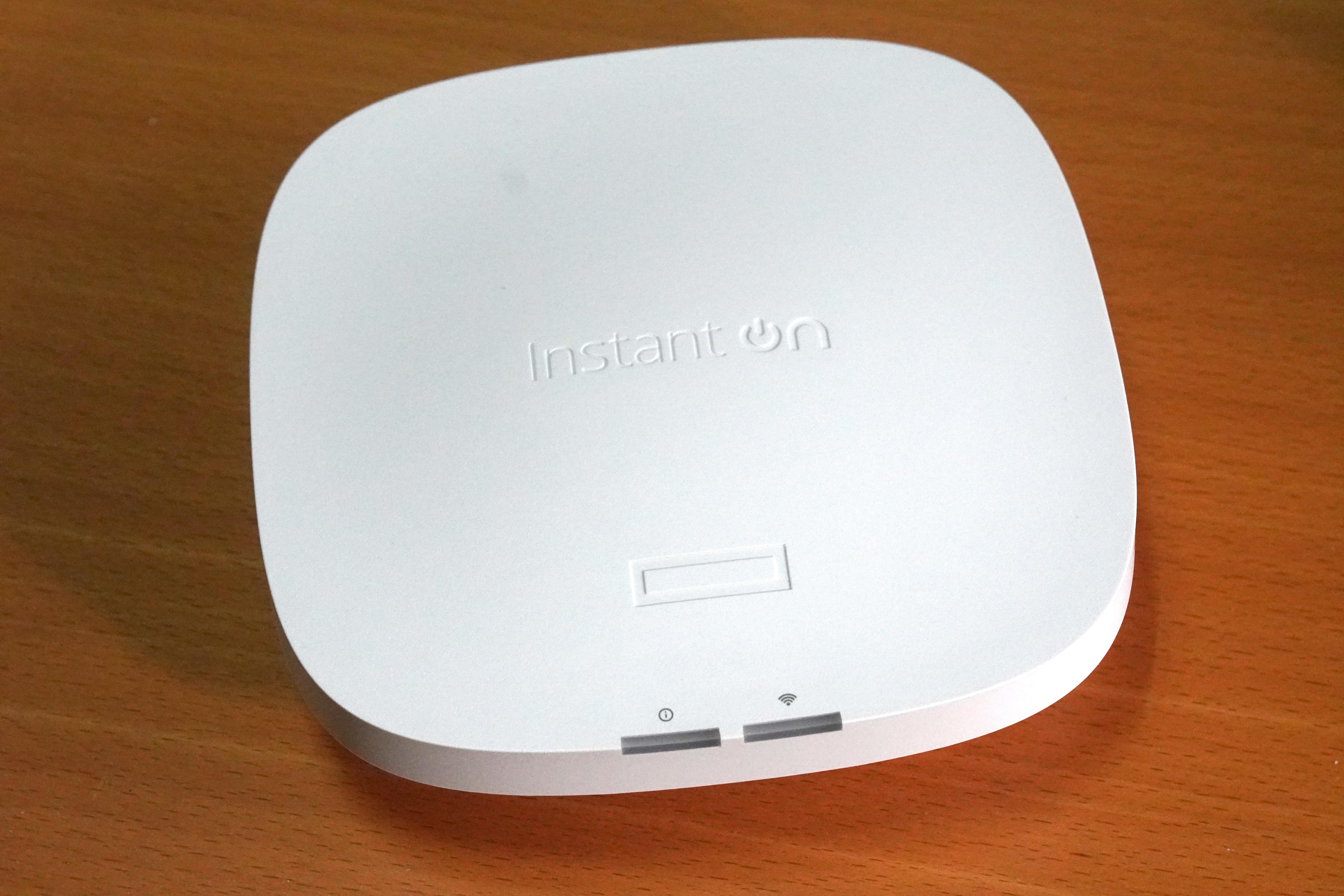 繋がらない・遅いは会社のストレス!? 「HPE Networking Instant On