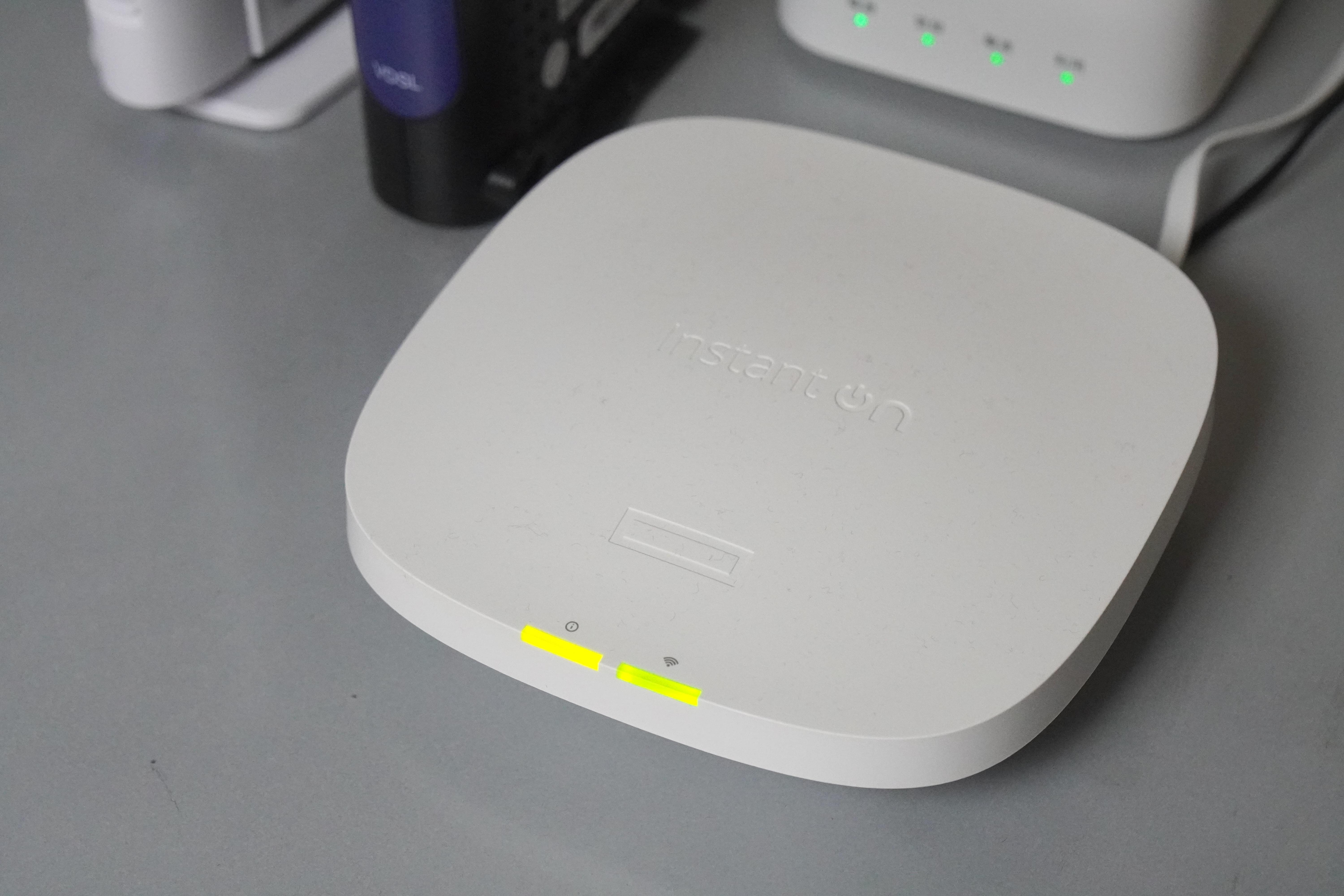 繋がらない・遅いは会社のストレス!? 「HPE Networking Instant On