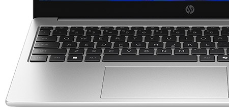 誤入力を抑える、キーが独立した浮石型のフルサイズキーボード